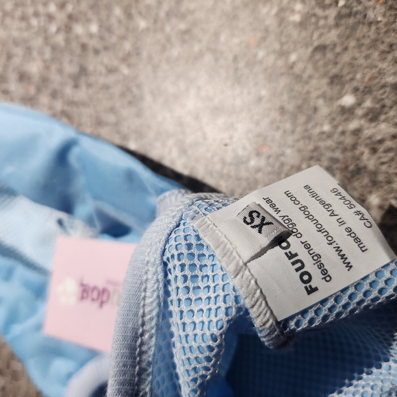 Dog Wind Breaker - Picture 3 of 4